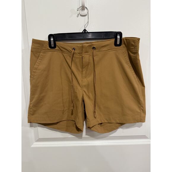 Columbia Shorts Womens 12 Brown Chino Nylon Blend Hiking Camping Fishing 34x5 - Picture 1 of 8
